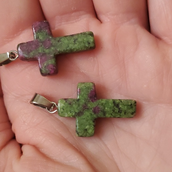New 2pc Ruby in Zoisite Cross Pendants. - Picture 9 of 10
